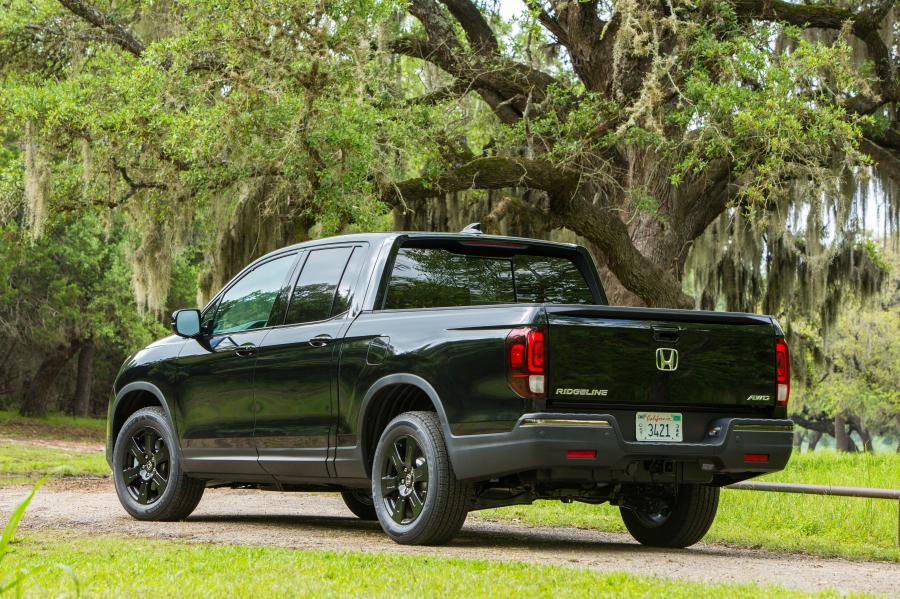  Honda Ridgeline Black Edition 2016 года  (фото 10 из 30)
